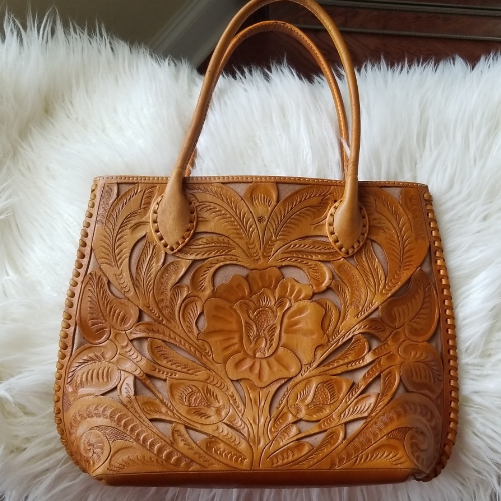 Alejandro Yeo Handbag
